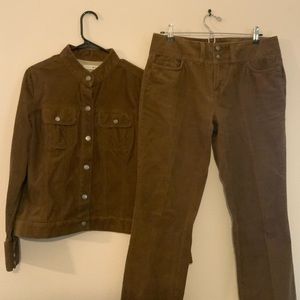 Woman’s Vintage Tommy Hilfiger corduroy Jacket & Pant Size 6